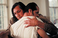 One Flew Over The Cuckoo's Nest - Chief hugs a lobotomised RP McMurphy (Jack Nicholson)